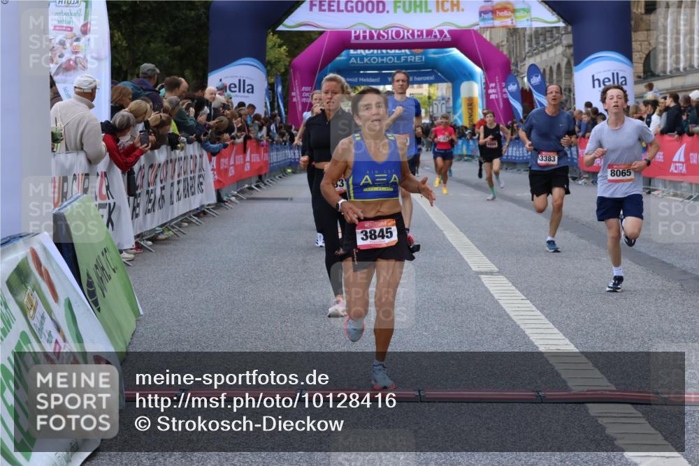 06.09.2026 - CURREX Alsterlauf Strokosch-Dieckow http://msf.ph/oto/10128416 06.09.2026 09:49:19 Ziel 1045, 2009, 2216, 3383, 3845, 3940, 4249, 4722, 4999, 5331, 5667, 5784, 5924, 6173, 6415, 8065 meine-sportfotos.de