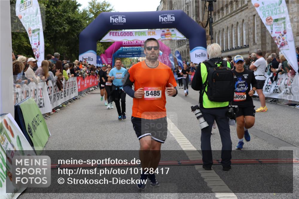 06.09.2026 - CURREX Alsterlauf Strokosch-Dieckow http://msf.ph/oto/10128417 06.09.2026 10:02:08 Ziel 2113, 2513, 2775, 3090, 3547, 3585, 3800, 3883, 4097, 4734, 5013, 5466, 5485, 5728, 5769, 6208, 8175 meine-sportfotos.de