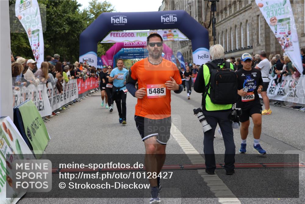 06.09.2026 - CURREX Alsterlauf Strokosch-Dieckow http://msf.ph/oto/10128427 06.09.2026 10:02:09 Ziel 2113, 2513, 2775, 3090, 3547, 3728, 3800, 3883, 4097, 4734, 5013, 5466, 5485, 5728, 8175 meine-sportfotos.de