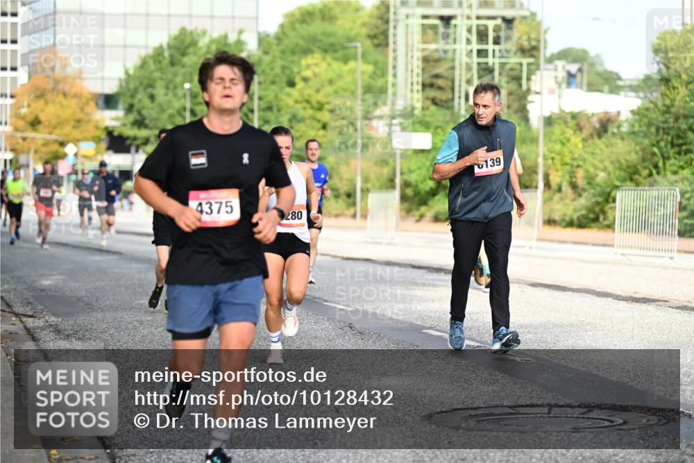 06.09.2026 - CURREX Alsterlauf Dr. Thomas Lammeyer http://msf.ph/oto/10128432 06.09.2026 09:49:07 Laufen 4375, 280, 139 meine-sportfotos.de