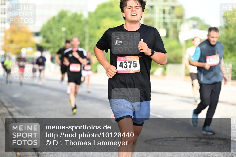 06.09.2026 - CURREX Alsterlauf Dr. Thomas Lammeyer http://msf.ph/oto/10128440 06.09.2026 09:49:08 Laufen 4375, 6139 meine-sportfotos.de