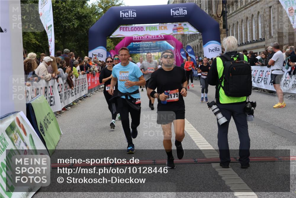 06.09.2026 - CURREX Alsterlauf Strokosch-Dieckow http://msf.ph/oto/10128446 06.09.2026 10:02:10 Ziel 2389, 2513, 2700, 3090, 3547, 3728, 3800, 3883, 4097, 4734, 5013, 5109, 5466, 5485, 5728, 8175 meine-sportfotos.de