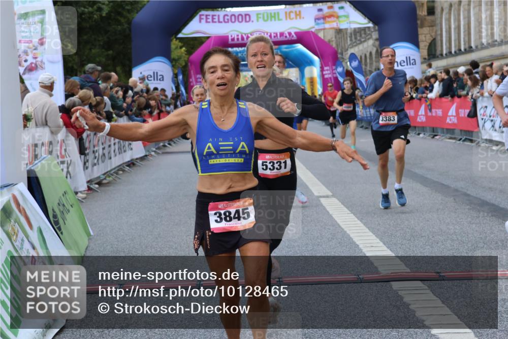 06.09.2026 - CURREX Alsterlauf Strokosch-Dieckow http://msf.ph/oto/10128465 06.09.2026 09:49:21 Ziel 1045, 2009, 2216, 3383, 3845, 3940, 4249, 4722, 4999, 5331, 5667, 5784, 6173, 6415, 8065 meine-sportfotos.de