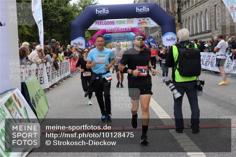 06.09.2026 - CURREX Alsterlauf Strokosch-Dieckow http://msf.ph/oto/10128475 06.09.2026 10:02:11 Ziel 2389, 2513, 2700, 3090, 3547, 3728, 3800, 3883, 4097, 4734, 5013, 5109, 5466, 5485, 5728, 6383, 8175 meine-sportfotos.de
