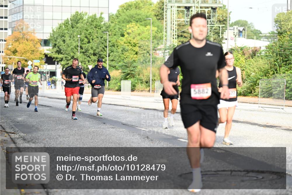 06.09.2026 - CURREX Alsterlauf Dr. Thomas Lammeyer http://msf.ph/oto/10128479 06.09.2026 09:49:12 Laufen 5294, 3450, 4462, 217, 4005, 2758, 5882, 577 meine-sportfotos.de