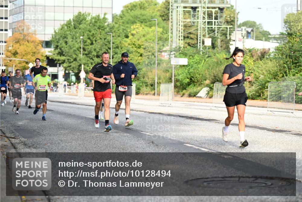 06.09.2026 - CURREX Alsterlauf Dr. Thomas Lammeyer http://msf.ph/oto/10128494 06.09.2026 09:49:13 Laufen 2758, 5294, 4005 meine-sportfotos.de