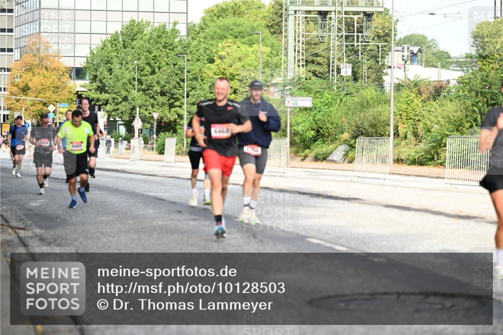 06.09.2026 - CURREX Alsterlauf Dr. Thomas Lammeyer http://msf.ph/oto/10128503 06.09.2026 09:49:14 Laufen 5294, 4005, 287, 6 meine-sportfotos.de