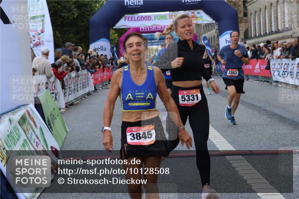 06.09.2026 - CURREX Alsterlauf Strokosch-Dieckow http://msf.ph/oto/10128508 06.09.2026 09:49:21 Ziel 1045, 2009, 2216, 3383, 3845, 3940, 4249, 4722, 4999, 5331, 5667, 5784, 6173, 6415, 8065 meine-sportfotos.de