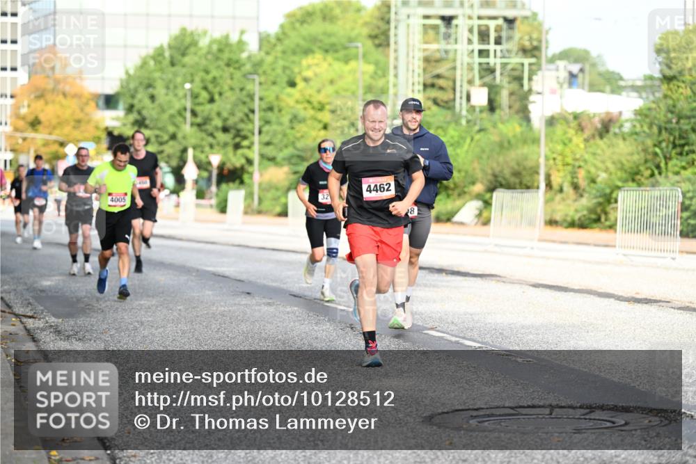 06.09.2026 - CURREX Alsterlauf Dr. Thomas Lammeyer http://msf.ph/oto/10128512 06.09.2026 09:49:15 Laufen 32, 4005, 4462, 8 meine-sportfotos.de