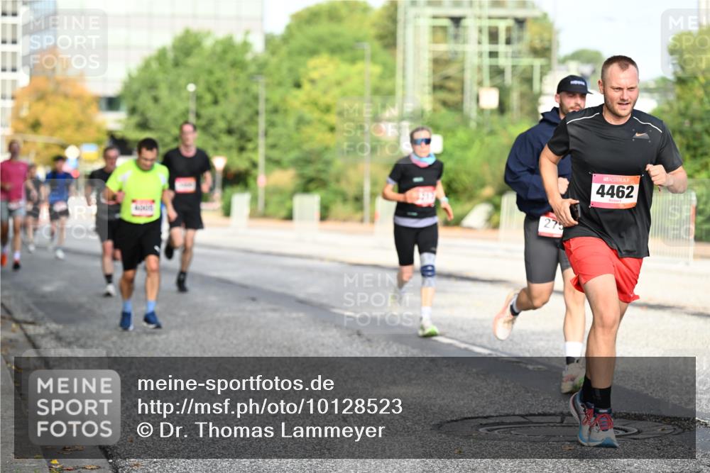 06.09.2026 - CURREX Alsterlauf Dr. Thomas Lammeyer http://msf.ph/oto/10128523 06.09.2026 09:49:16 Laufen 275, 4462 meine-sportfotos.de