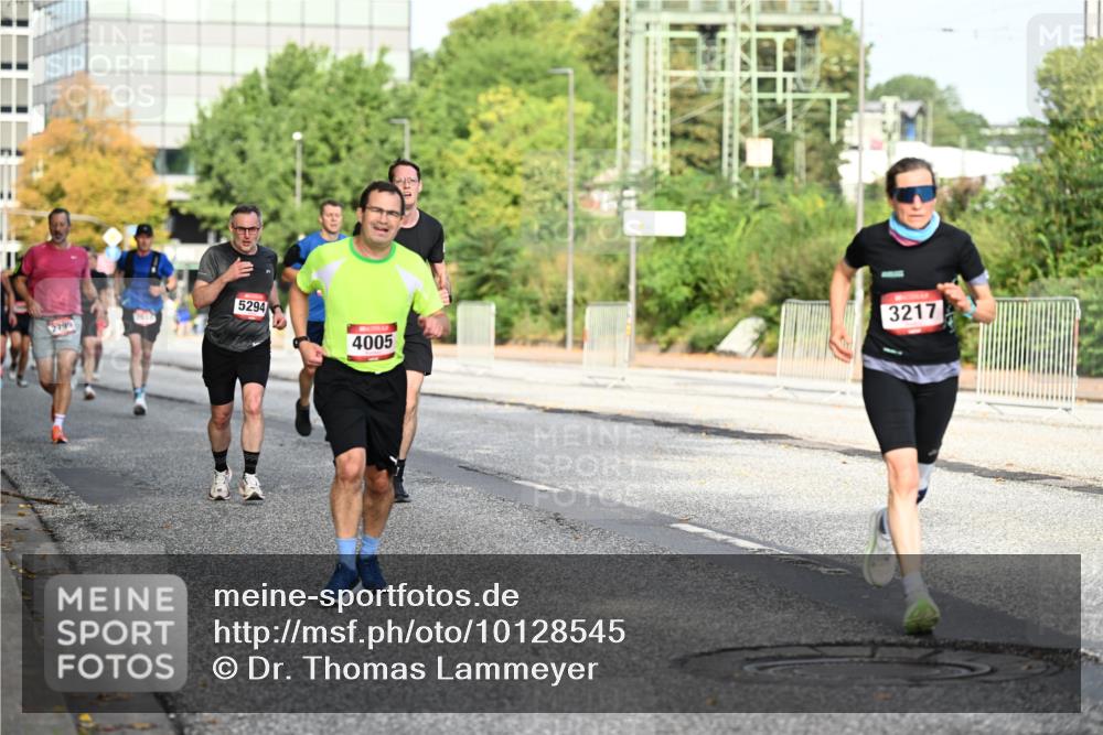 06.09.2026 - CURREX Alsterlauf Dr. Thomas Lammeyer http://msf.ph/oto/10128545 06.09.2026 09:49:18 Laufen 2799, 5294, 4005, 3217 meine-sportfotos.de
