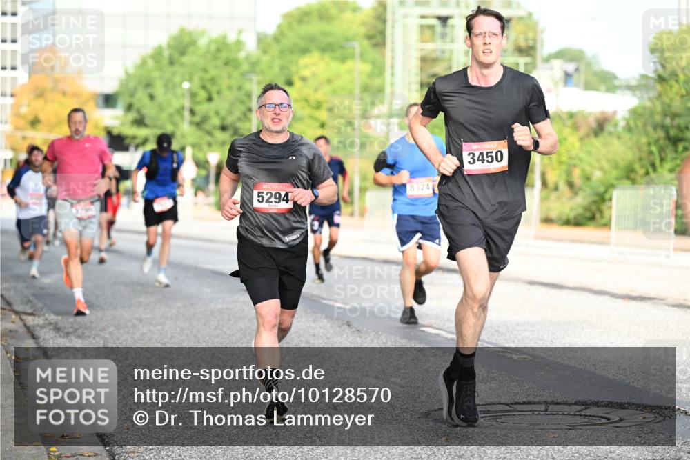 06.09.2026 - CURREX Alsterlauf Dr. Thomas Lammeyer http://msf.ph/oto/10128570 06.09.2026 09:49:20 Laufen 510, 3709, 5294, 8324, 3450 meine-sportfotos.de