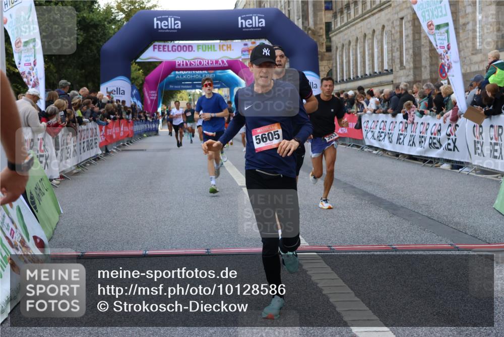 06.09.2026 - CURREX Alsterlauf Strokosch-Dieckow http://msf.ph/oto/10128586 06.09.2026 09:49:31 Ziel 2112, 2373, 2812, 3033, 3246, 3876, 4275, 4896, 4999, 5605, 5760, 6105, 6123, 6181, 6240, 8073 meine-sportfotos.de