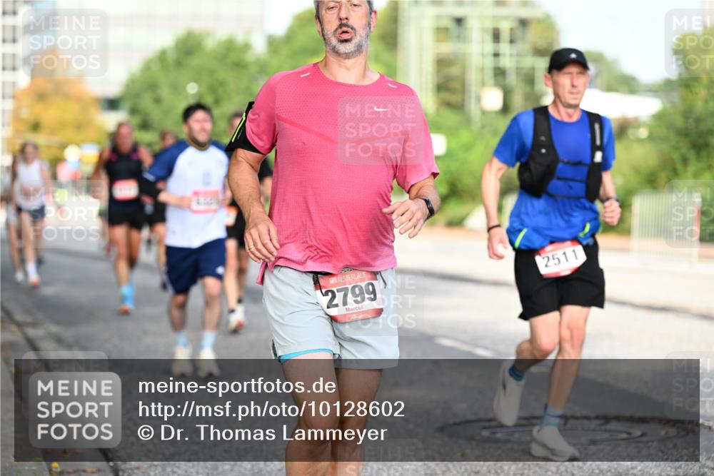 06.09.2026 - CURREX Alsterlauf Dr. Thomas Lammeyer http://msf.ph/oto/10128602 06.09.2026 09:49:24 Laufen 2799, 2511 meine-sportfotos.de