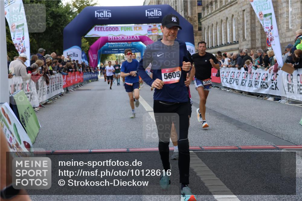 06.09.2026 - CURREX Alsterlauf Strokosch-Dieckow http://msf.ph/oto/10128616 06.09.2026 09:49:31 Ziel 2112, 2373, 2812, 3033, 3246, 3876, 4275, 4896, 4999, 5605, 5760, 6105, 6123, 6181, 6240, 8073 meine-sportfotos.de