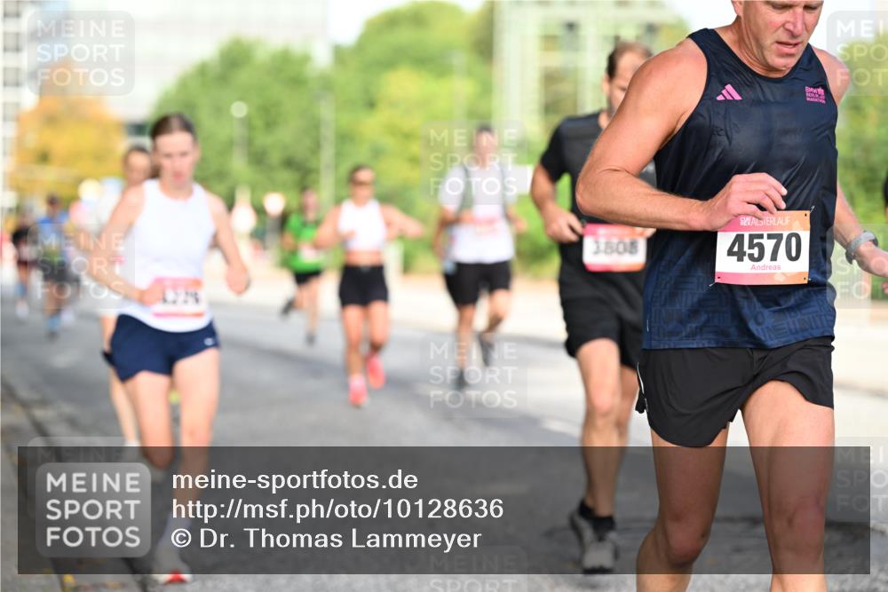 06.09.2026 - CURREX Alsterlauf Dr. Thomas Lammeyer http://msf.ph/oto/10128636 06.09.2026 09:49:29 Laufen 1808, 4570 meine-sportfotos.de