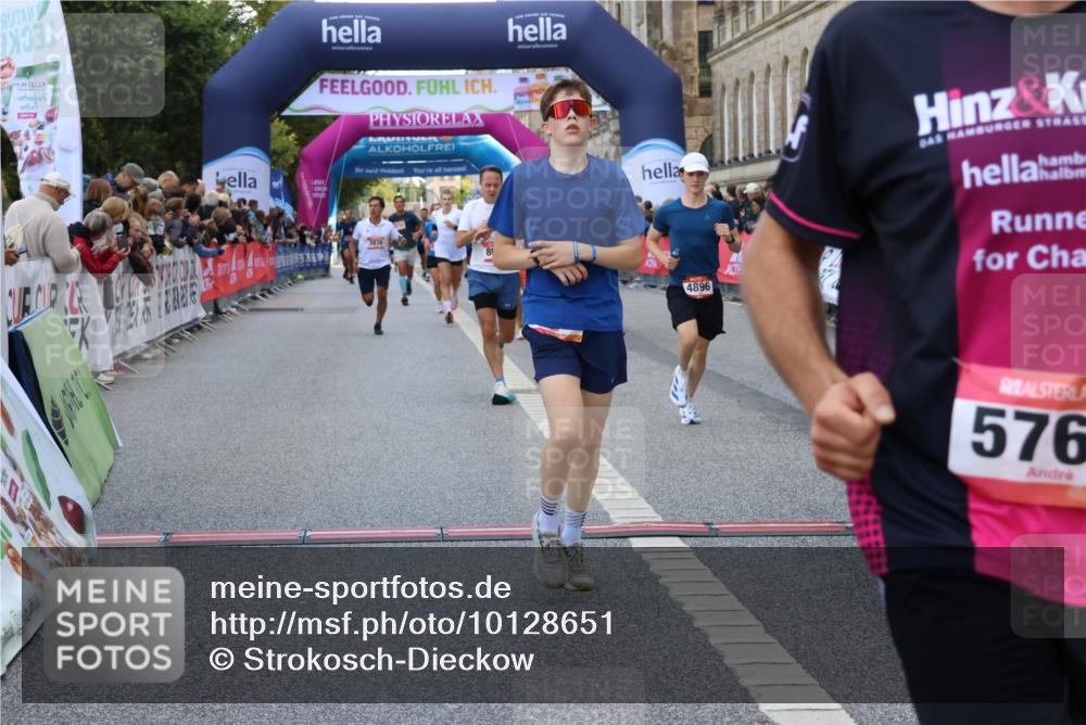 06.09.2026 - CURREX Alsterlauf Strokosch-Dieckow http://msf.ph/oto/10128651 06.09.2026 09:49:33 Ziel 2112, 2373, 2577, 2812, 3033, 3246, 3876, 4275, 4896, 5605, 5760, 6105, 6123, 6181, 6240, 6358, 8073 meine-sportfotos.de