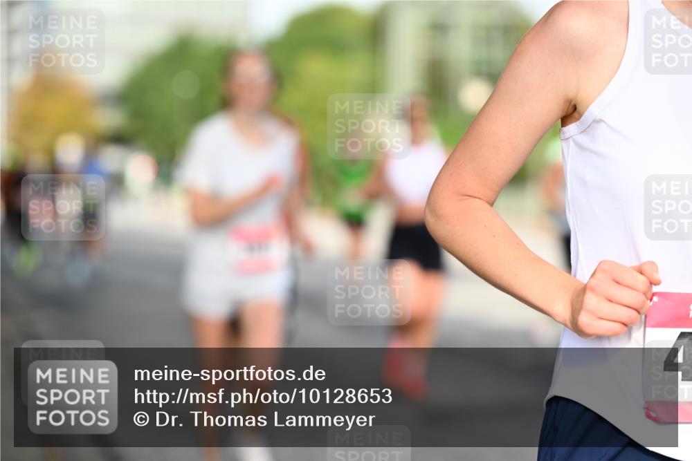 06.09.2026 - CURREX Alsterlauf Dr. Thomas Lammeyer http://msf.ph/oto/10128653 06.09.2026 09:49:32 Laufen 4 meine-sportfotos.de