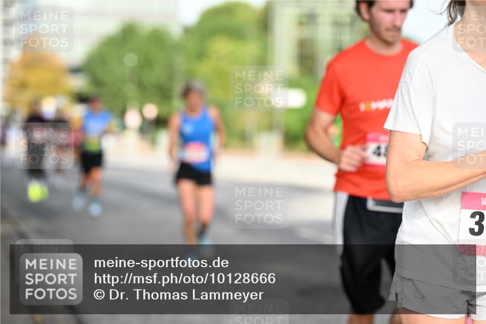 06.09.2026 - CURREX Alsterlauf Dr. Thomas Lammeyer http://msf.ph/oto/10128666 06.09.2026 09:49:33 Laufen 3 meine-sportfotos.de