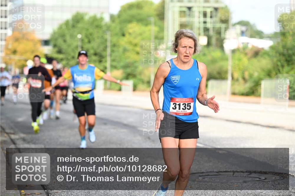 06.09.2026 - CURREX Alsterlauf Dr. Thomas Lammeyer http://msf.ph/oto/10128682 06.09.2026 09:49:35 Laufen 3135 meine-sportfotos.de