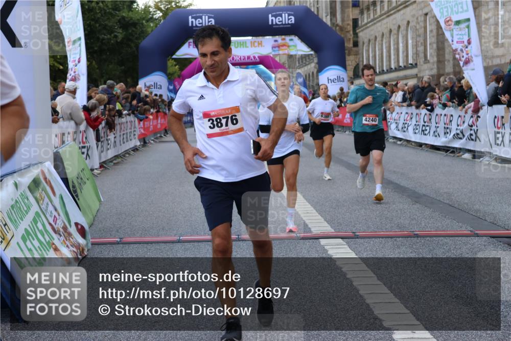 06.09.2026 - CURREX Alsterlauf Strokosch-Dieckow http://msf.ph/oto/10128697 06.09.2026 09:49:38 Ziel 2112, 2373, 2577, 2961, 3033, 3876, 4240, 4275, 4896, 5175, 5347, 6035, 6358, 6369, 8073, 8234 meine-sportfotos.de