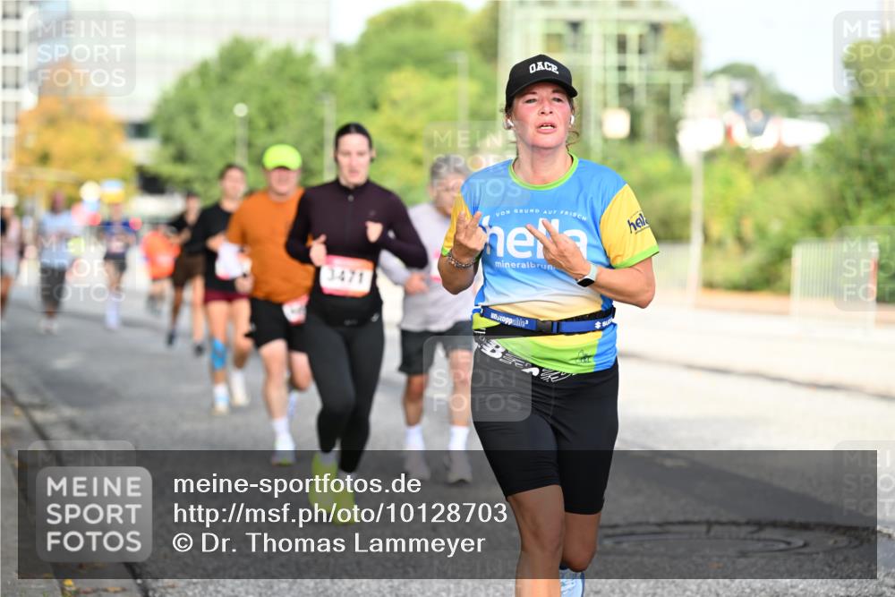 06.09.2026 - CURREX Alsterlauf Dr. Thomas Lammeyer http://msf.ph/oto/10128703 06.09.2026 09:49:37 Laufen 3471 meine-sportfotos.de