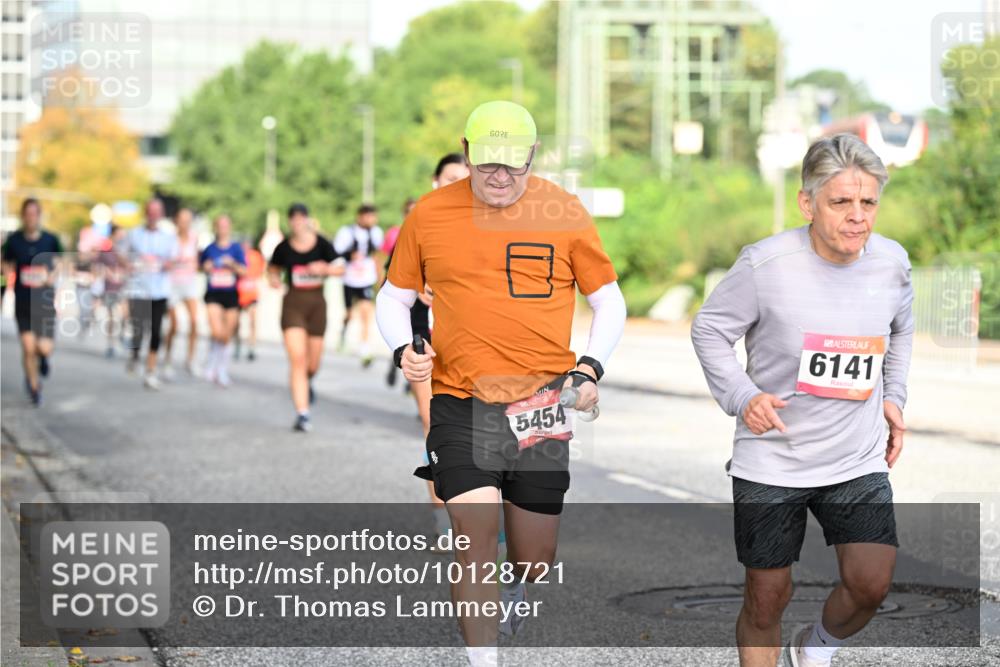 06.09.2026 - CURREX Alsterlauf Dr. Thomas Lammeyer http://msf.ph/oto/10128721 06.09.2026 09:49:39 Laufen 5454, 6141 meine-sportfotos.de