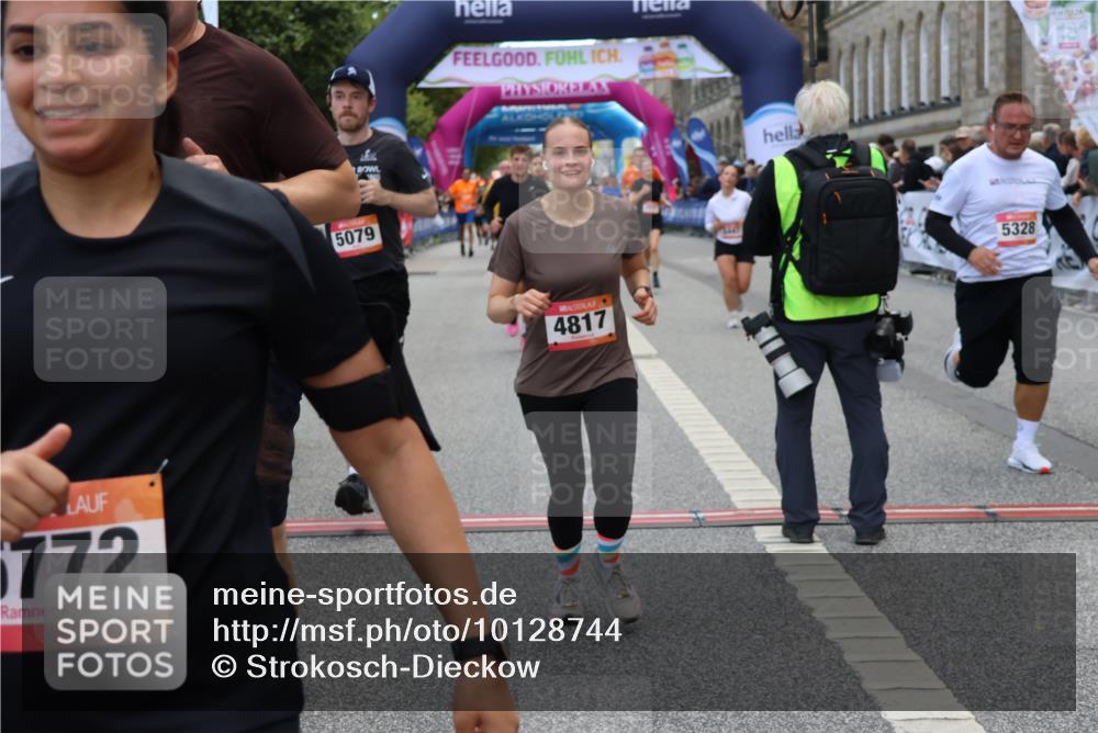 06.09.2026 - CURREX Alsterlauf Strokosch-Dieckow http://msf.ph/oto/10128744 06.09.2026 10:02:23 Ziel 2147, 2817, 3447, 3613, 4363, 4459, 4817, 4872, 5075, 5079, 5328, 5539, 5540, 5655, 5772, 5893, 6207, 6233, 6383 meine-sportfotos.de