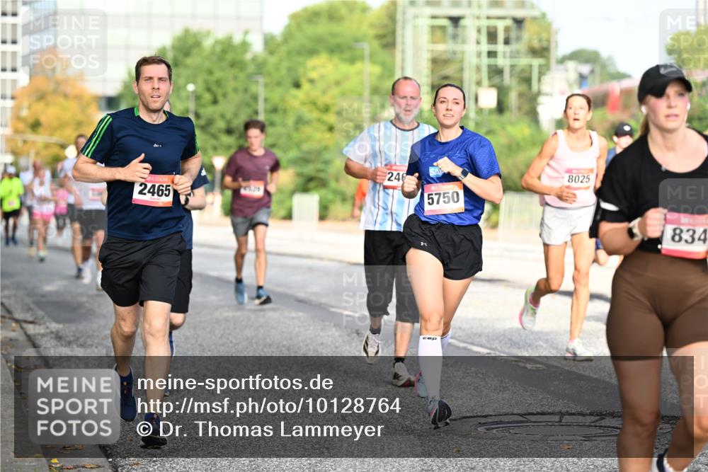 06.09.2026 - CURREX Alsterlauf Dr. Thomas Lammeyer http://msf.ph/oto/10128764 06.09.2026 09:49:45 Laufen 2465, 74529, 246, 5750, 8025, 834 meine-sportfotos.de