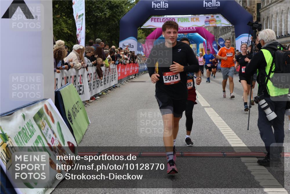 06.09.2026 - CURREX Alsterlauf Strokosch-Dieckow http://msf.ph/oto/10128770 06.09.2026 10:02:26 Ziel 2147, 2817, 3062, 3447, 3613, 4363, 4459, 4817, 4872, 5075, 5079, 5328, 5655, 5772, 5893, 6152, 6207, 6233 meine-sportfotos.de