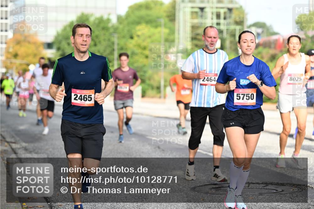 06.09.2026 - CURREX Alsterlauf Dr. Thomas Lammeyer http://msf.ph/oto/10128771 06.09.2026 09:49:45 Laufen 2465, 2464, 5750, 8025 meine-sportfotos.de