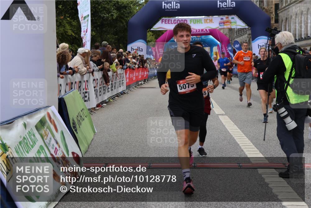06.09.2026 - CURREX Alsterlauf Strokosch-Dieckow http://msf.ph/oto/10128778 06.09.2026 10:02:26 Ziel 2147, 2817, 3062, 3447, 3613, 4363, 4459, 4817, 4872, 5075, 5079, 5328, 5655, 5772, 5893, 6152, 6207, 6233 meine-sportfotos.de