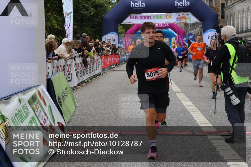 06.09.2026 - CURREX Alsterlauf Strokosch-Dieckow http://msf.ph/oto/10128787 06.09.2026 10:02:26 Ziel 2147, 2817, 3062, 3447, 3613, 4363, 4459, 4817, 4872, 5075, 5079, 5328, 5655, 5772, 5893, 6152, 6207, 6233 meine-sportfotos.de
