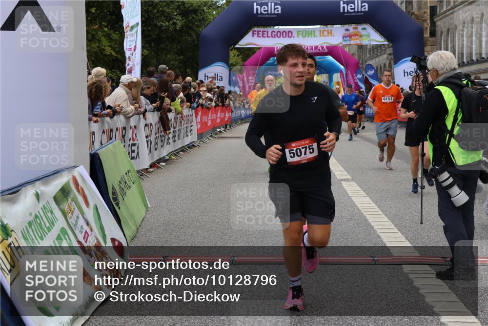 06.09.2026 - CURREX Alsterlauf Strokosch-Dieckow http://msf.ph/oto/10128796 06.09.2026 10:02:26 Ziel 2147, 2817, 3062, 3447, 3613, 4363, 4459, 4817, 4872, 5075, 5079, 5328, 5655, 5772, 5893, 6152, 6207, 6233 meine-sportfotos.de