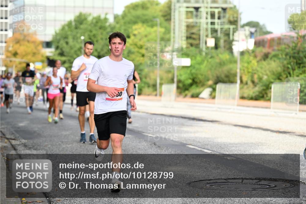 06.09.2026 - CURREX Alsterlauf Dr. Thomas Lammeyer http://msf.ph/oto/10128799 06.09.2026 09:49:48 Laufen  meine-sportfotos.de