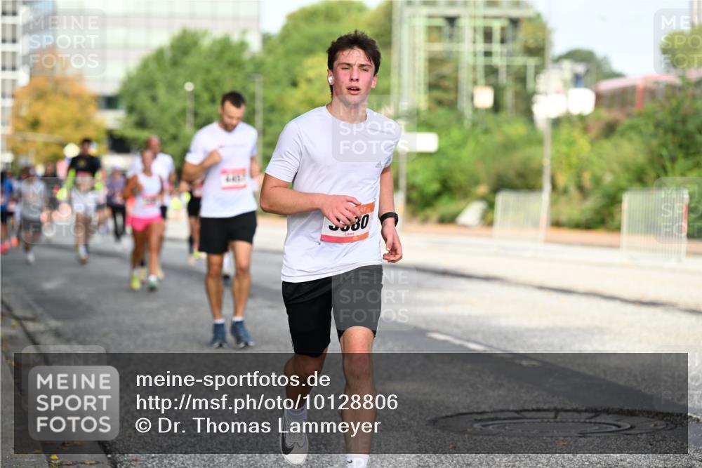 06.09.2026 - CURREX Alsterlauf Dr. Thomas Lammeyer http://msf.ph/oto/10128806 06.09.2026 09:49:49 Laufen  meine-sportfotos.de