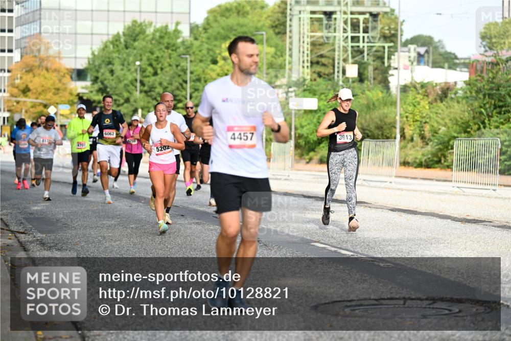 06.09.2026 - CURREX Alsterlauf Dr. Thomas Lammeyer http://msf.ph/oto/10128821 06.09.2026 09:49:51 Laufen 817, 4707, 6062, 4457, 5202, 3913 meine-sportfotos.de