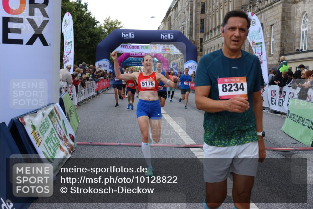 06.09.2026 - CURREX Alsterlauf Strokosch-Dieckow http://msf.ph/oto/10128822 06.09.2026 09:49:43 Ziel 2180, 2373, 2577, 2609, 2870, 2961, 3113, 3223, 3876, 4112, 4240, 4275, 5175, 5347, 5902, 6035, 6323, 6358, 6369, 8234, 8337 meine-sportfotos.de