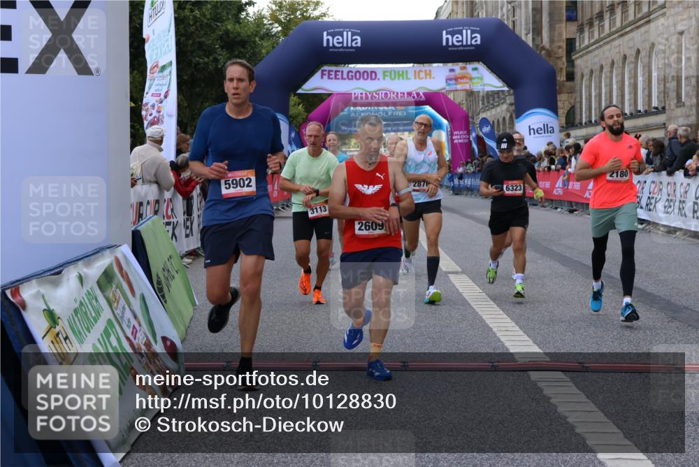 06.09.2026 - CURREX Alsterlauf Strokosch-Dieckow http://msf.ph/oto/10128830 06.09.2026 09:49:47 Ziel 2180, 2609, 2870, 2961, 3063, 3113, 3223, 3368, 4112, 4212, 5175, 5347, 5902, 6323, 8234, 8337 meine-sportfotos.de