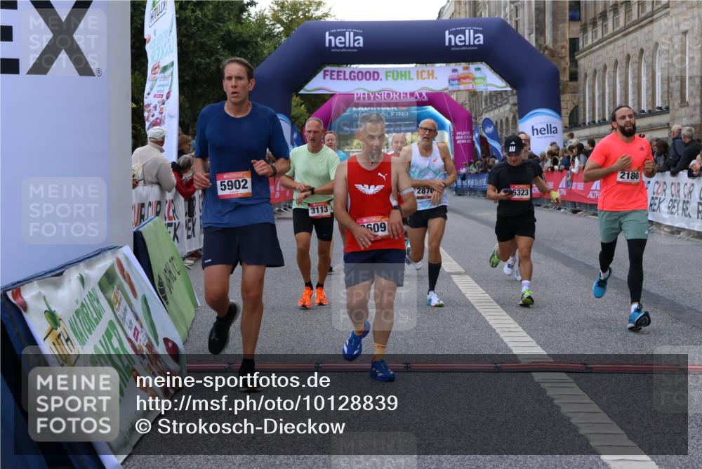 06.09.2026 - CURREX Alsterlauf Strokosch-Dieckow http://msf.ph/oto/10128839 06.09.2026 09:49:47 Ziel 2180, 2609, 2870, 2961, 3063, 3113, 3223, 3368, 4112, 4212, 5175, 5347, 5902, 6323, 8234, 8337 meine-sportfotos.de