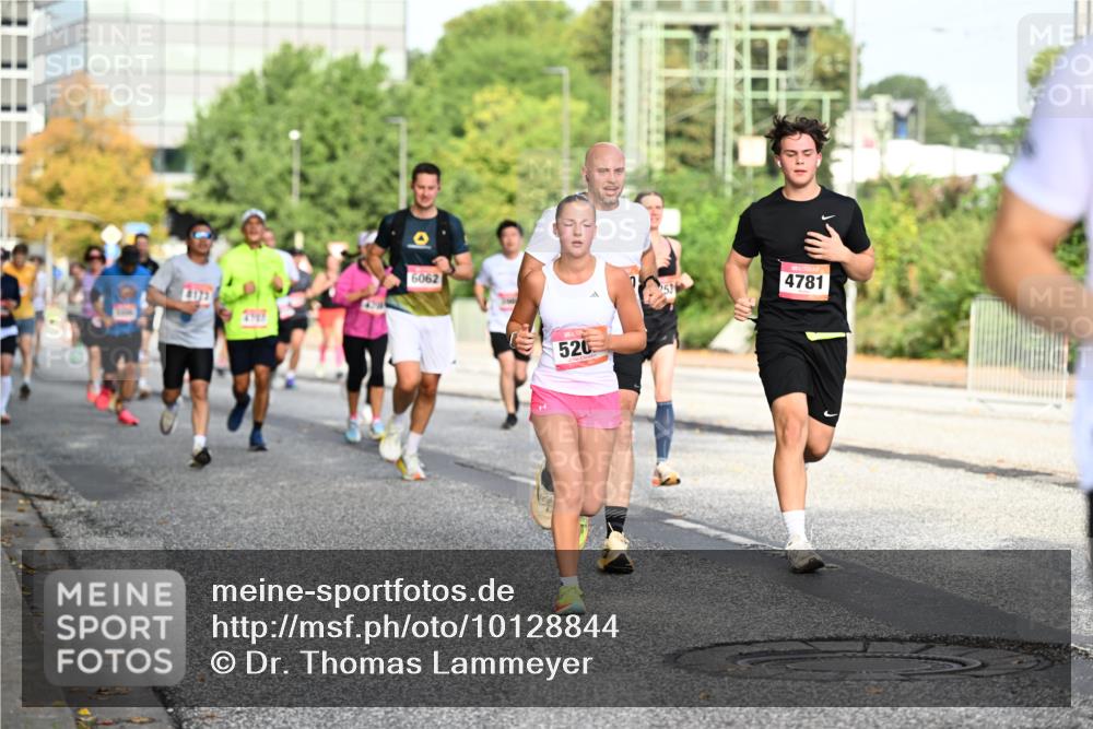 06.09.2026 - CURREX Alsterlauf Dr. Thomas Lammeyer http://msf.ph/oto/10128844 06.09.2026 09:49:53 Laufen 6062, 520, 4781 meine-sportfotos.de