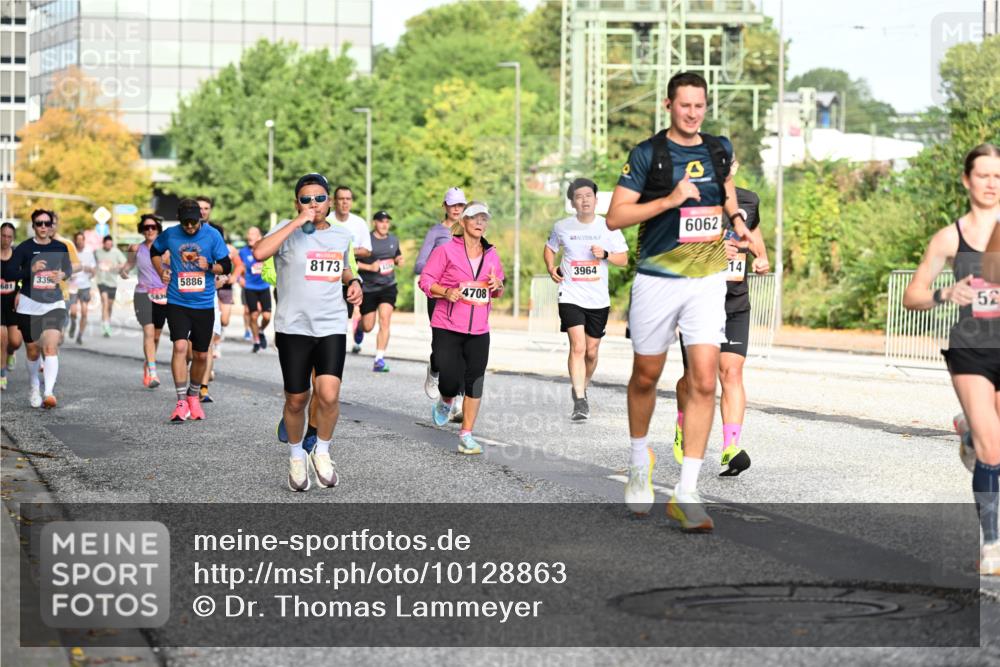 06.09.2026 - CURREX Alsterlauf Dr. Thomas Lammeyer http://msf.ph/oto/10128863 06.09.2026 09:49:55 Laufen 681, 339, 5839, 6062, 8173, 3964, 5886, 4708, 14, 52 meine-sportfotos.de