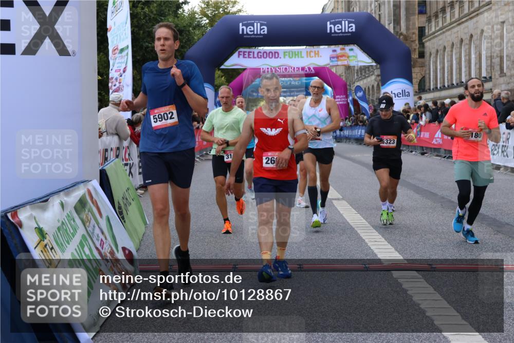 06.09.2026 - CURREX Alsterlauf Strokosch-Dieckow http://msf.ph/oto/10128867 06.09.2026 09:49:47 Ziel 2180, 2609, 2870, 2961, 3063, 3113, 3223, 3368, 4112, 4212, 5175, 5347, 5902, 6323, 8234, 8337 meine-sportfotos.de