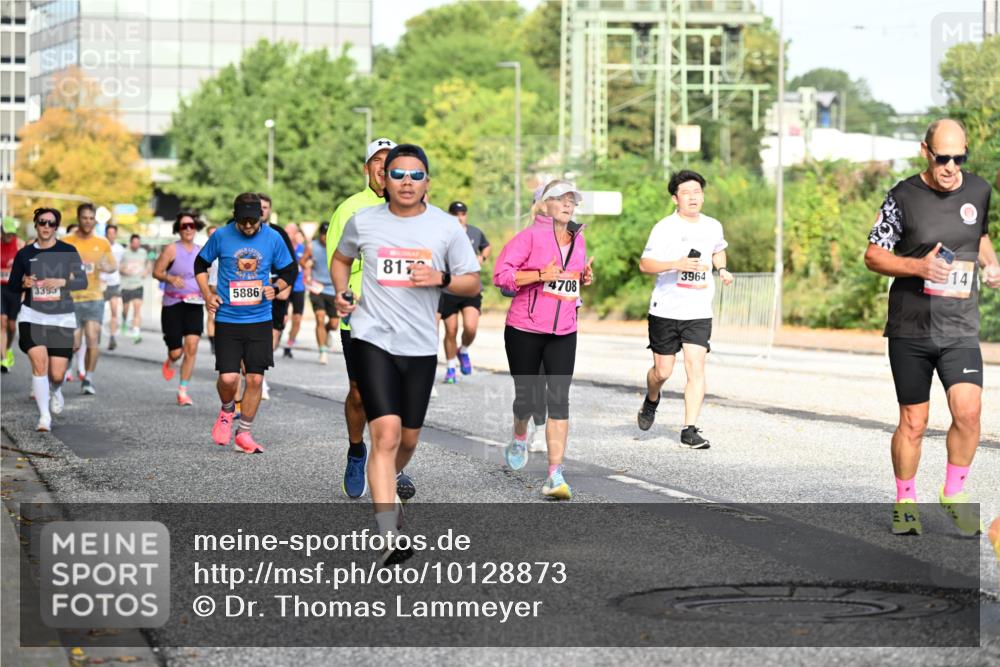 06.09.2026 - CURREX Alsterlauf Dr. Thomas Lammeyer http://msf.ph/oto/10128873 06.09.2026 09:49:56 Laufen 817, 3964, 14, 4708, 3393, 5886 meine-sportfotos.de