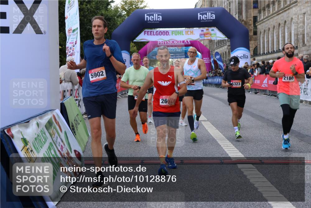 06.09.2026 - CURREX Alsterlauf Strokosch-Dieckow http://msf.ph/oto/10128876 06.09.2026 09:49:47 Ziel 2180, 2609, 2870, 2961, 3063, 3113, 3223, 3368, 4112, 4212, 5175, 5347, 5902, 6323, 8234, 8337 meine-sportfotos.de