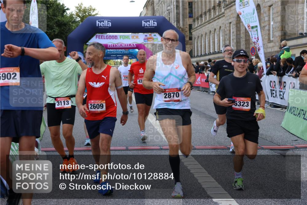 06.09.2026 - CURREX Alsterlauf Strokosch-Dieckow http://msf.ph/oto/10128884 06.09.2026 09:49:49 Ziel 2180, 2609, 2870, 3063, 3113, 3223, 3368, 4112, 4161, 4212, 4932, 5175, 5346, 5347, 5902, 6323, 8337 meine-sportfotos.de