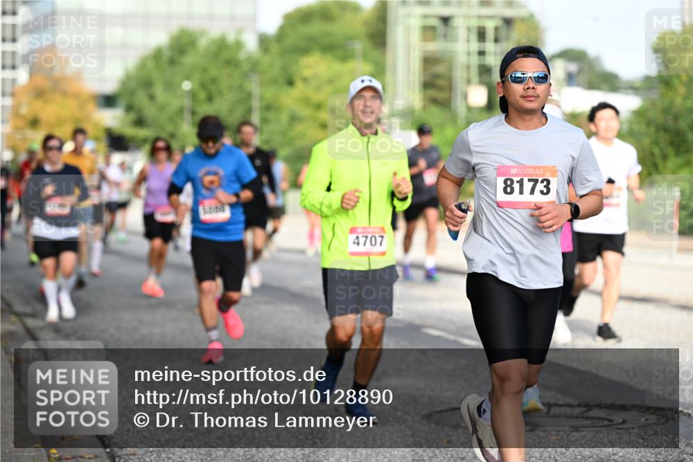 06.09.2026 - CURREX Alsterlauf Dr. Thomas Lammeyer http://msf.ph/oto/10128890 06.09.2026 09:49:57 Laufen 4707, 8173 meine-sportfotos.de