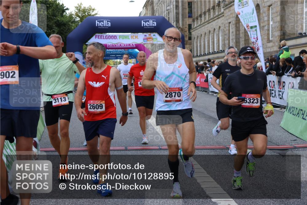 06.09.2026 - CURREX Alsterlauf Strokosch-Dieckow http://msf.ph/oto/10128895 06.09.2026 09:49:49 Ziel 2180, 2609, 2870, 3063, 3113, 3223, 3368, 4112, 4161, 4212, 4932, 5175, 5346, 5347, 5902, 6323, 8337 meine-sportfotos.de