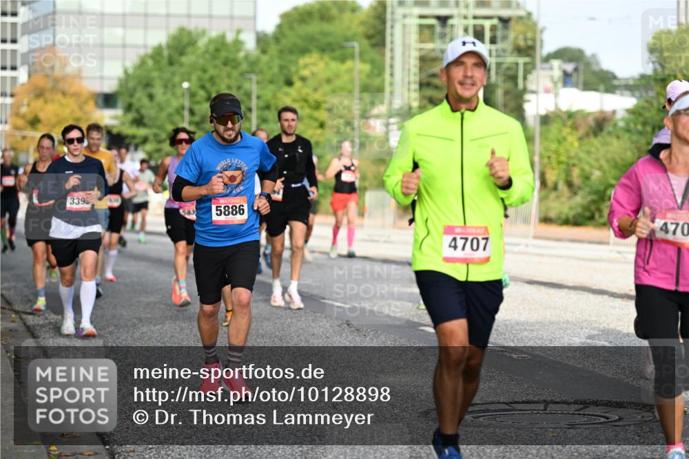 06.09.2026 - CURREX Alsterlauf Dr. Thomas Lammeyer http://msf.ph/oto/10128898 06.09.2026 09:49:58 Laufen 3395, 5886, 4707, 470 meine-sportfotos.de