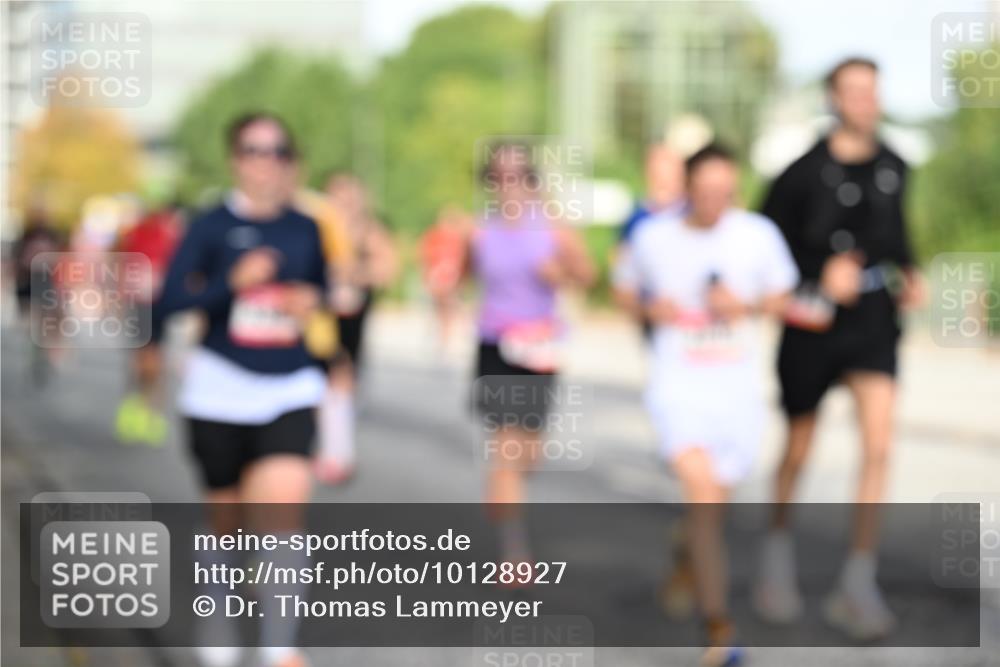 06.09.2026 - CURREX Alsterlauf Dr. Thomas Lammeyer http://msf.ph/oto/10128927 06.09.2026 09:50:01 Laufen  meine-sportfotos.de